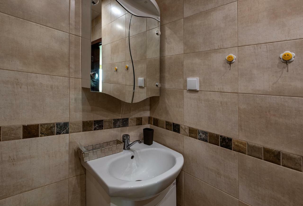 Riverside Apartments Plovdiv With Free Parking Exterior photo
